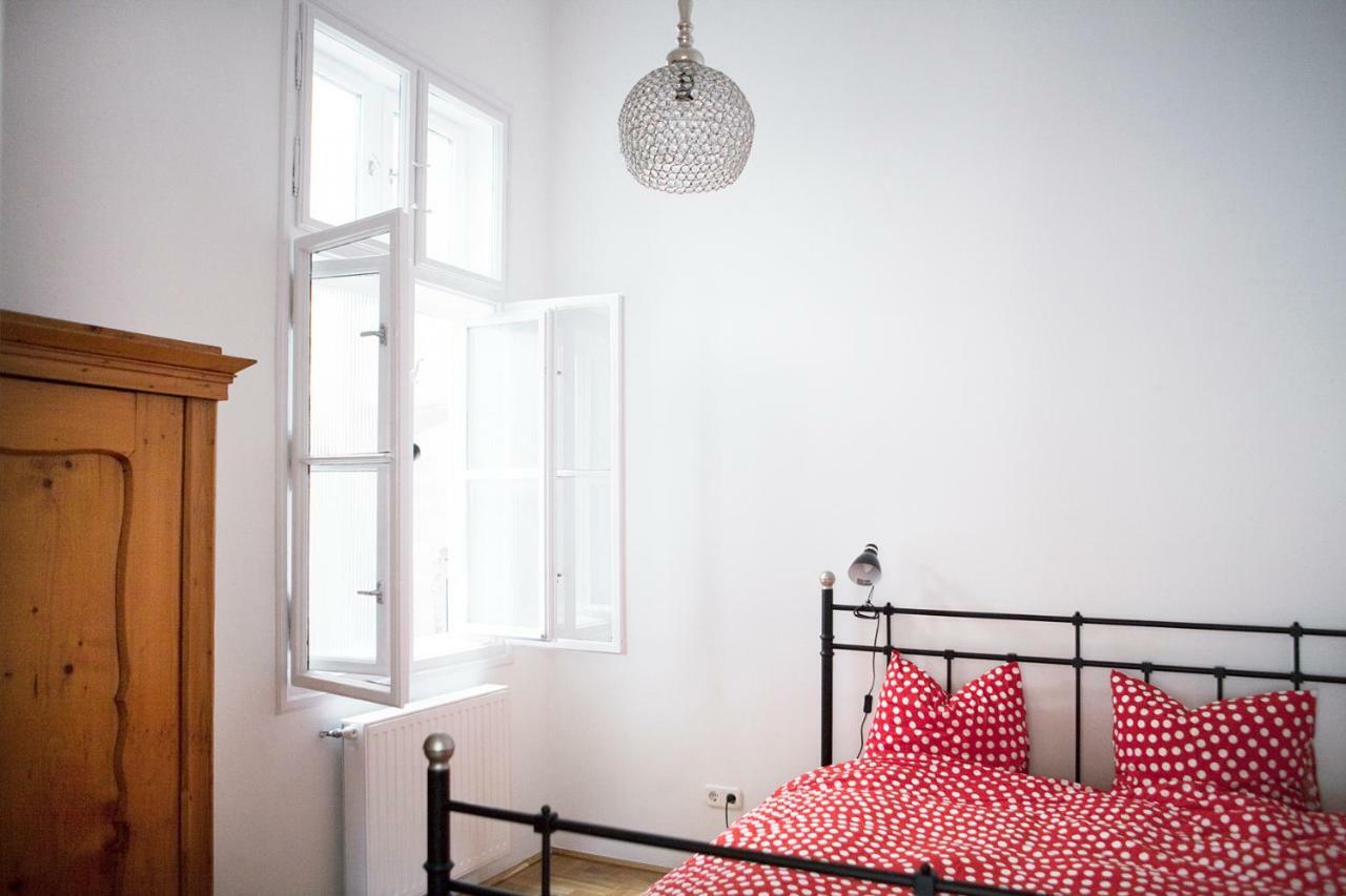 Grand Budapest Apartment ภายนอก รูปภาพ